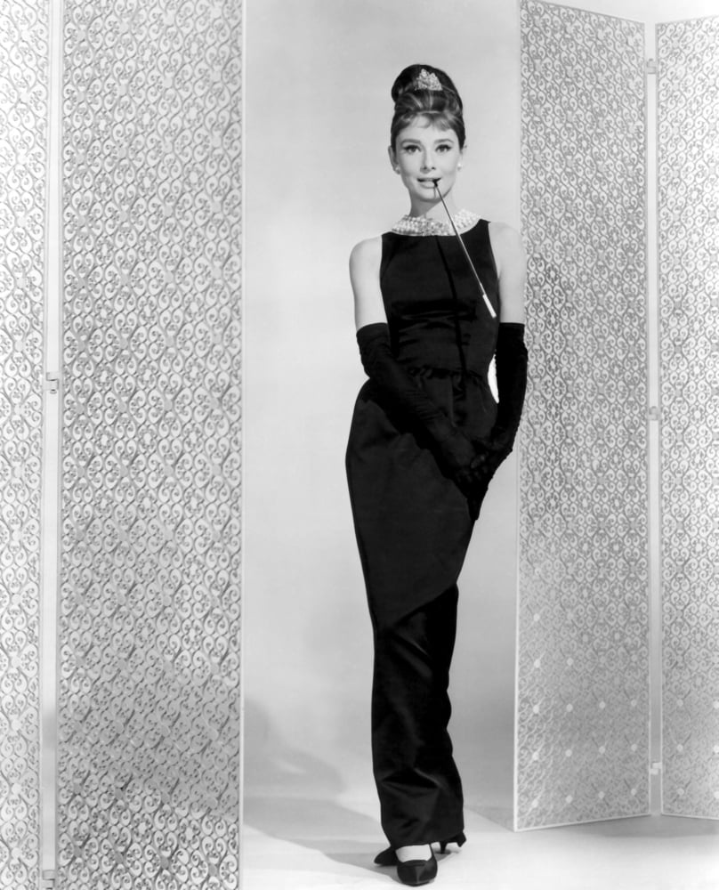 Breakfast At TiffanyS Canvas Art - (16 x 20)