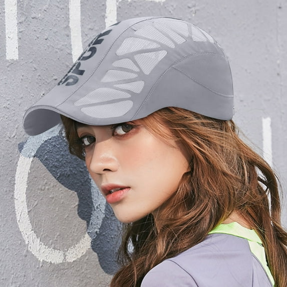 Breathable Mesh Sport Cap Adjustable Strap Quick-Dry Fabric Low-Profile Design for Athletic Activities