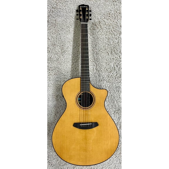 Breedlove Performer Pro Concerto CE Acoustic Electric w/Case, Indian Rosewood