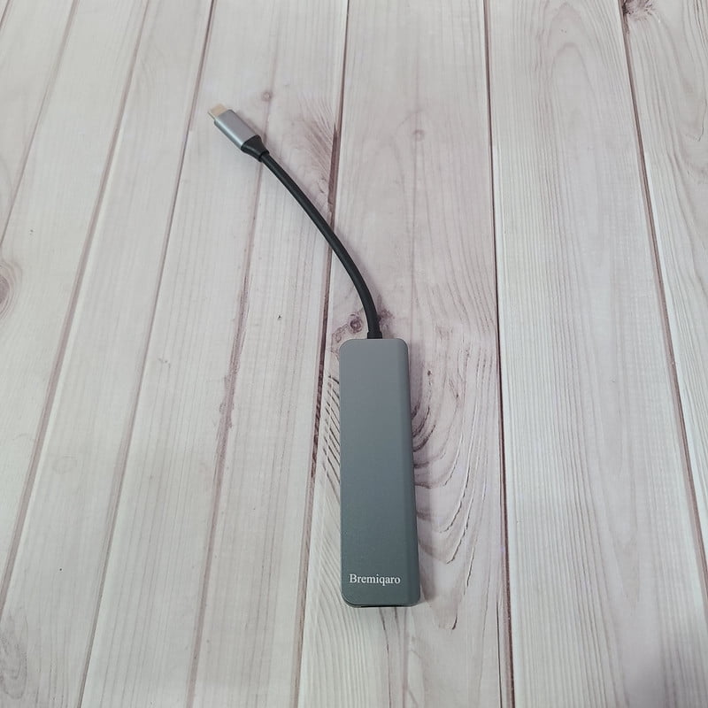 Bremiqaro USB hubs 4-Port USB-C & USB-A Adapter with Power Delivery (PD) Charging