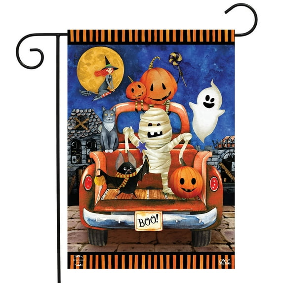 Briarwood Lane Haunted Pickup Garden Flag