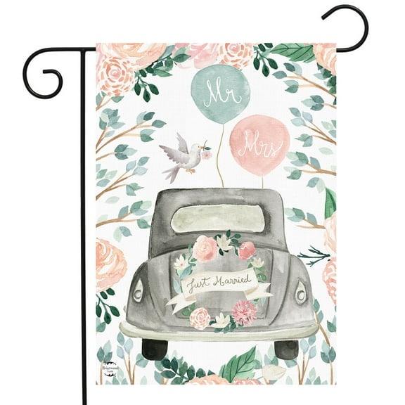 Briarwood Lane Just Married Burlap Garden Flag