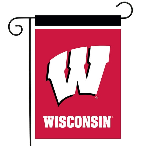 Briarwood Lane Wisconsin Badgers NCAA Licensed Garden Flag