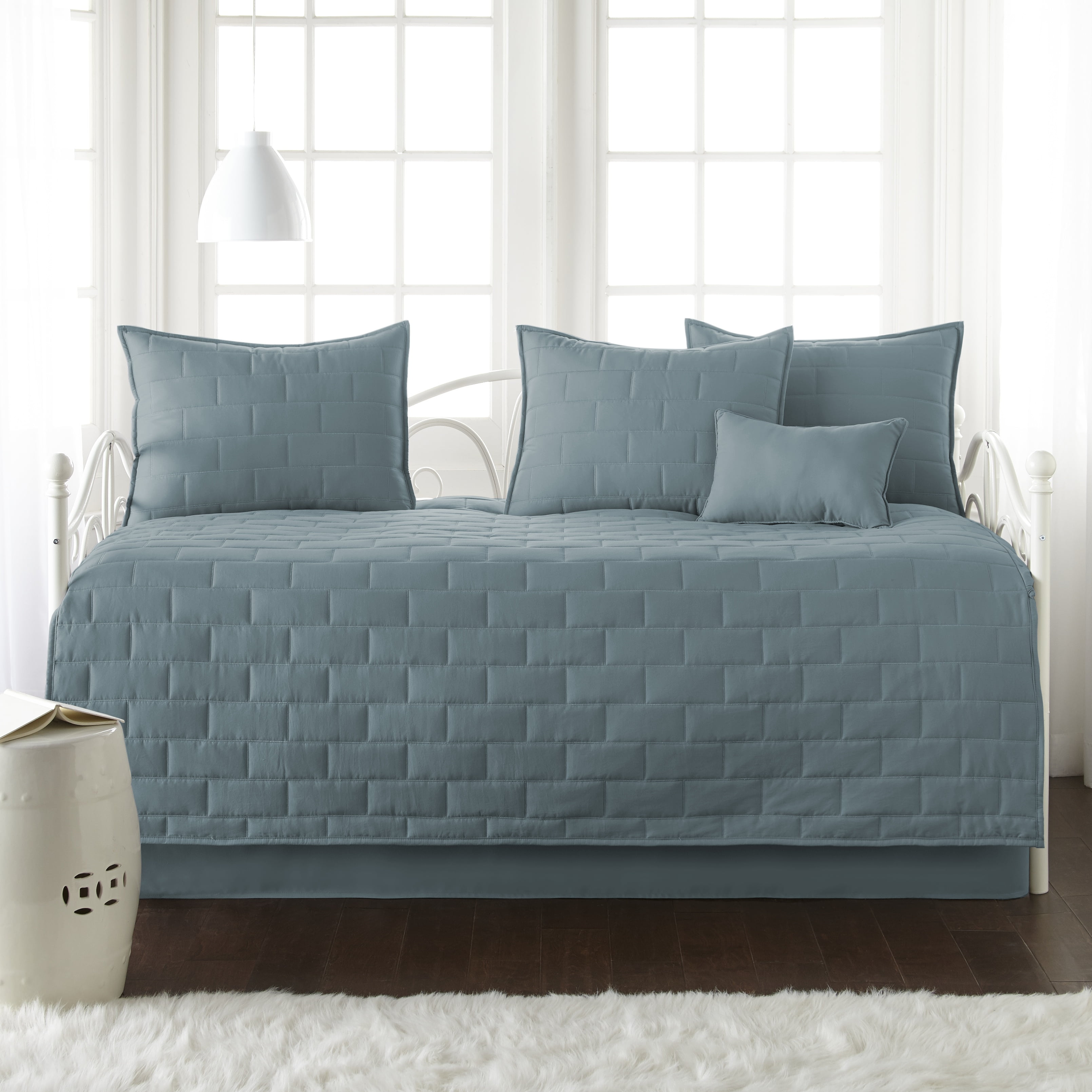 SouthShore Fine Linens, Daybed Bedding, 6-Piece Set, Blue microfiber