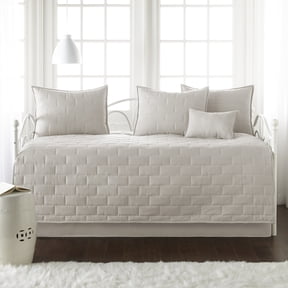 Brickyard Daybed Bedding 6-Piece Set by SouthShore Fine Linens