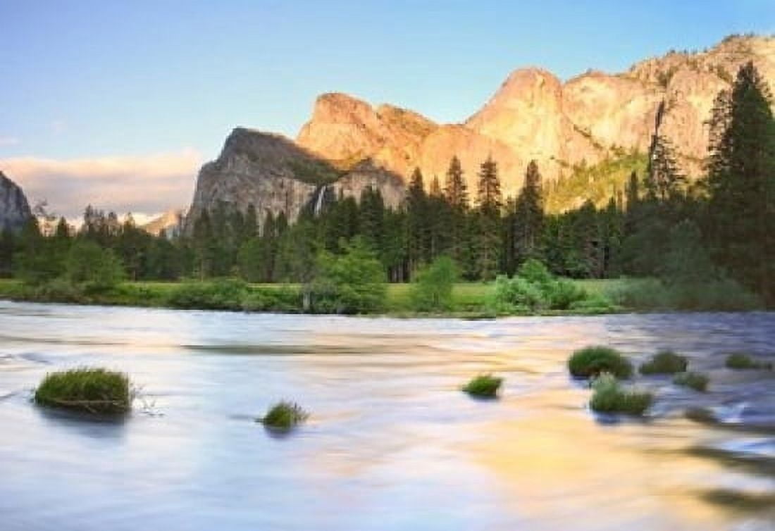 Bridal Falls Yosemite California Canvas Art - Tom Norring DanitaDelimont (36 x 24)