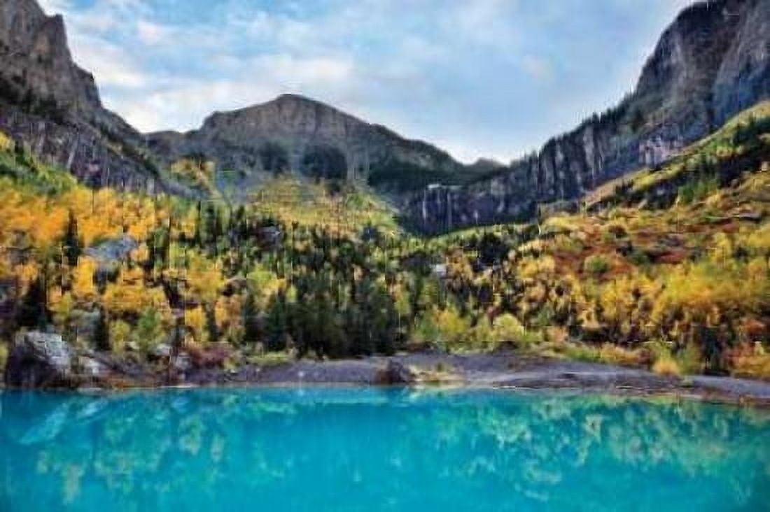 Bridal Veil II Canvas Art - Larry Malvin (24 x 36)