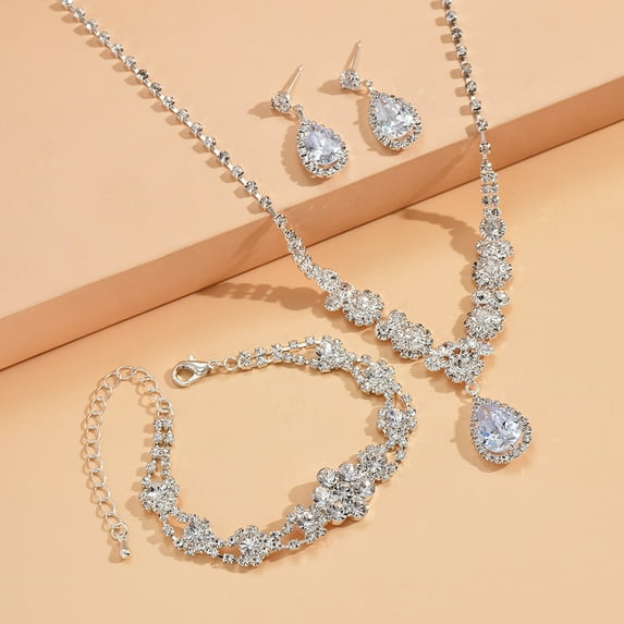 Bride Silver Necklace Earrings Set Crystal Bridal Wedding Jewelry Set Rhinestone Choker Necklace for Women and Brides