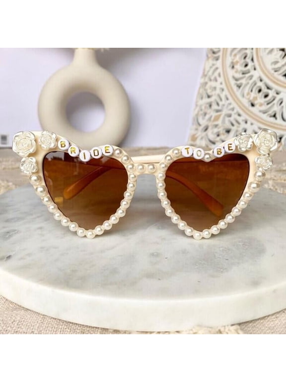 Bride To Be / Team Bride Sunglasses Beige Faux Pearl Embellished Heart Sunglasses Bachelorette Hen Do Party Accessories Decorations