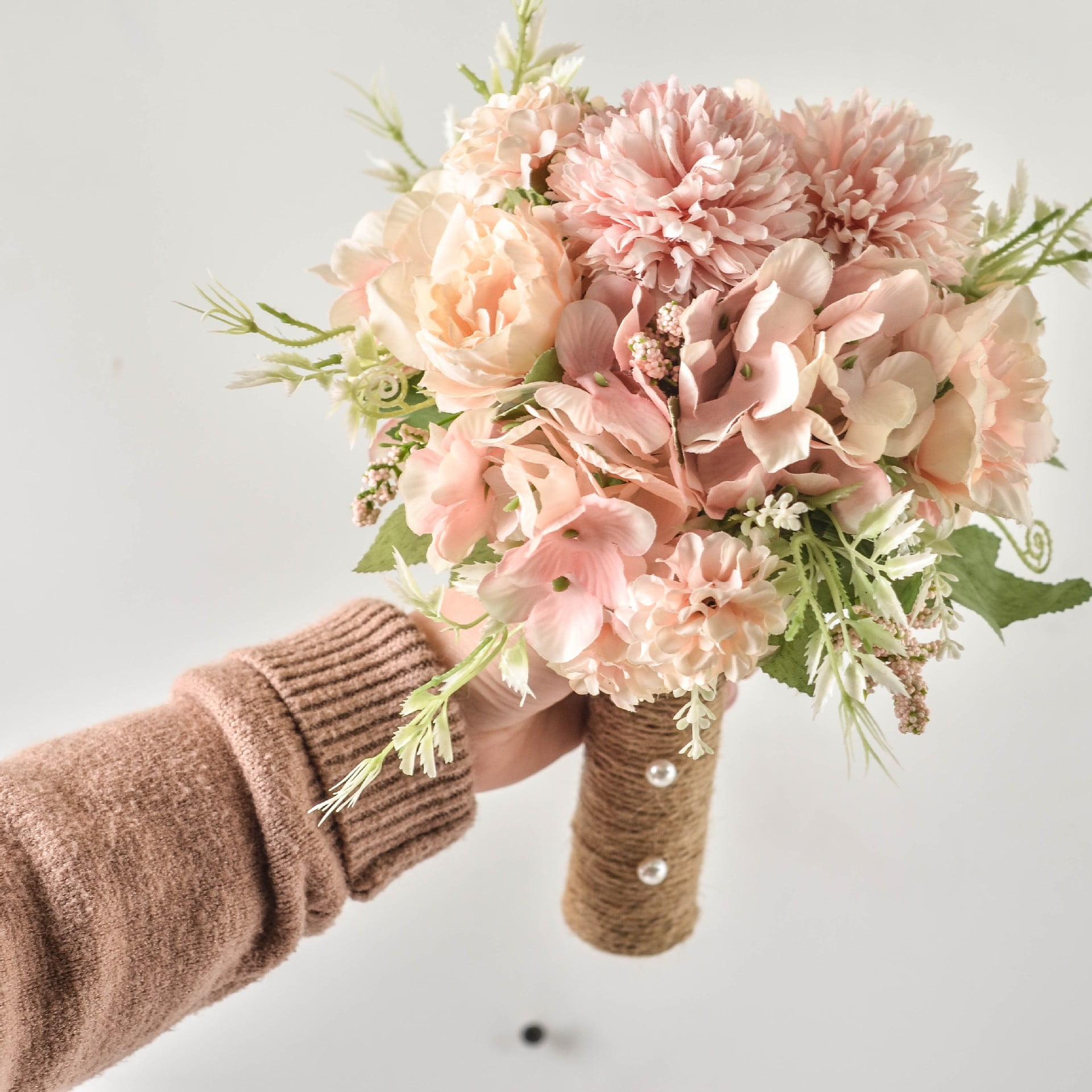 Bride flower wedding bouquet simulation flower rose wedding photo