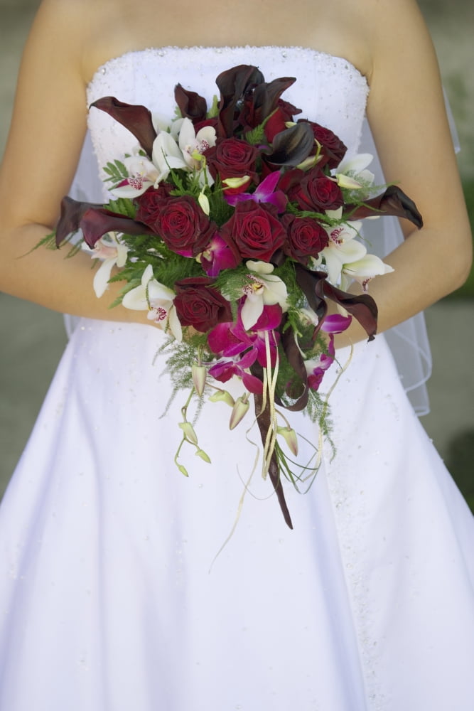 Brides Bouquet And Wedding Dress Canvas Art - Darren Greenwood Design Pics (12 x 18)