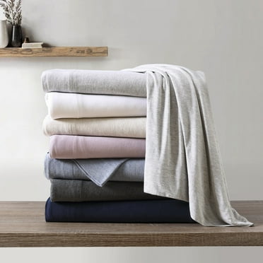 Brielle Home  TENCEL Modal Beech Tree Fiber Pillowcase Set Lilac Standard