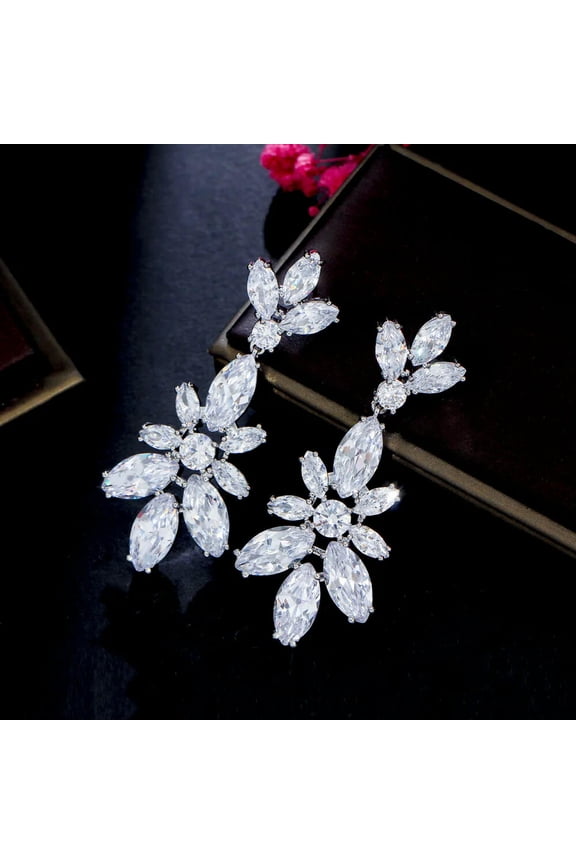 Bright CZ Crystal Long Leaf Drop Earrings White Gold Plated Gift for Women Party