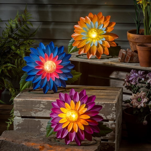 Bright Flower Solar Lantern