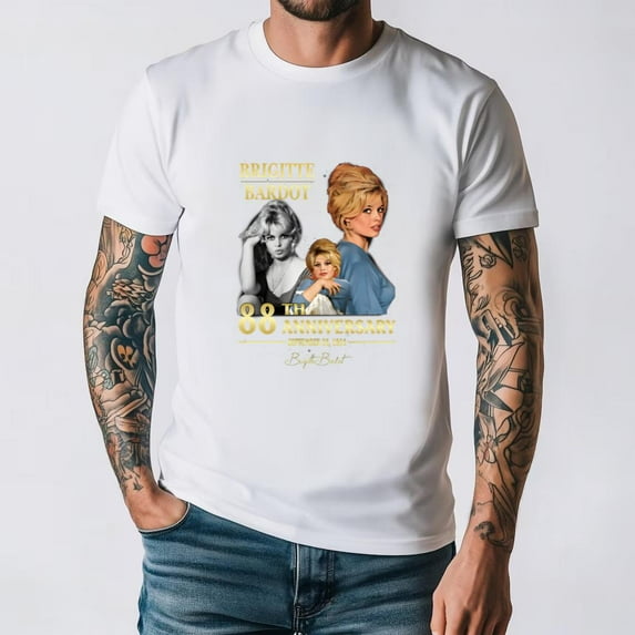 Brigitte Bardot French Actress Singer Model Icon Vintage Retro Fan Unisex T-Shirt, for men & women, up to size 5XL.