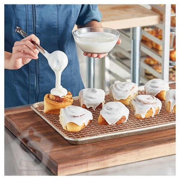 Brill Vanilla Breakfast Roll Icing 22 lb.