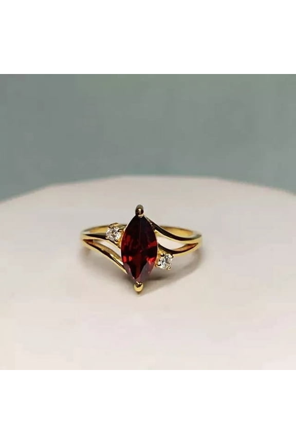 2.5Ct Marquise Cut Lab-Created Garnet Women's Ring in 14K Yellow Gold Plated