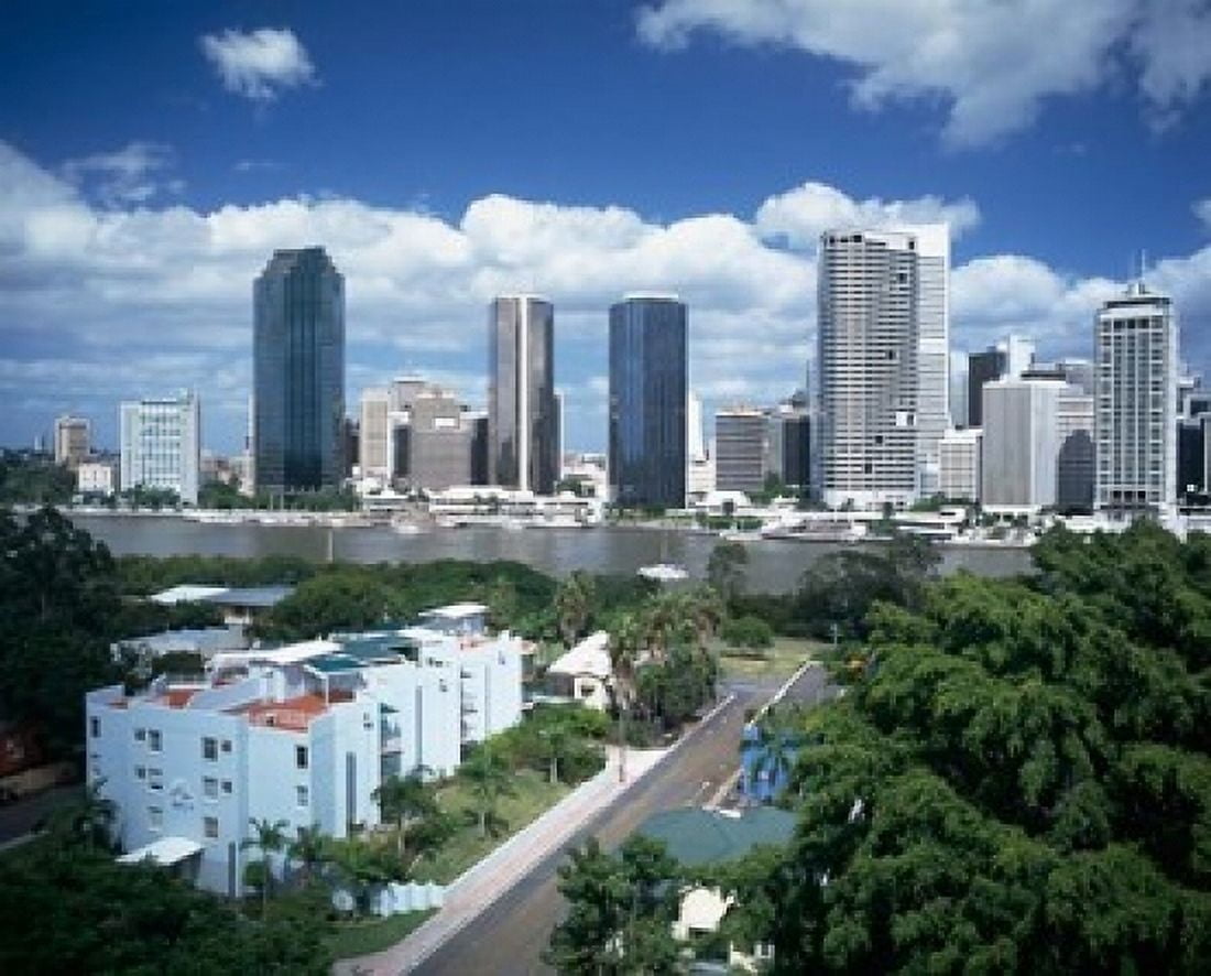 Brisbane Skyline Queensland Australia Canvas Art - Paul Thompson DanitaDelimont (20 x 16)
