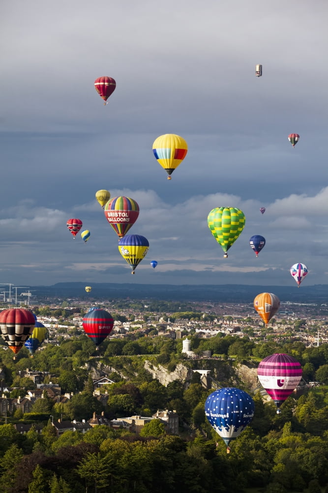 Bristol Balloon Fiesta Bristol England Uk Canvas Art - Doug McKinlay Design Pics (12 x 19)