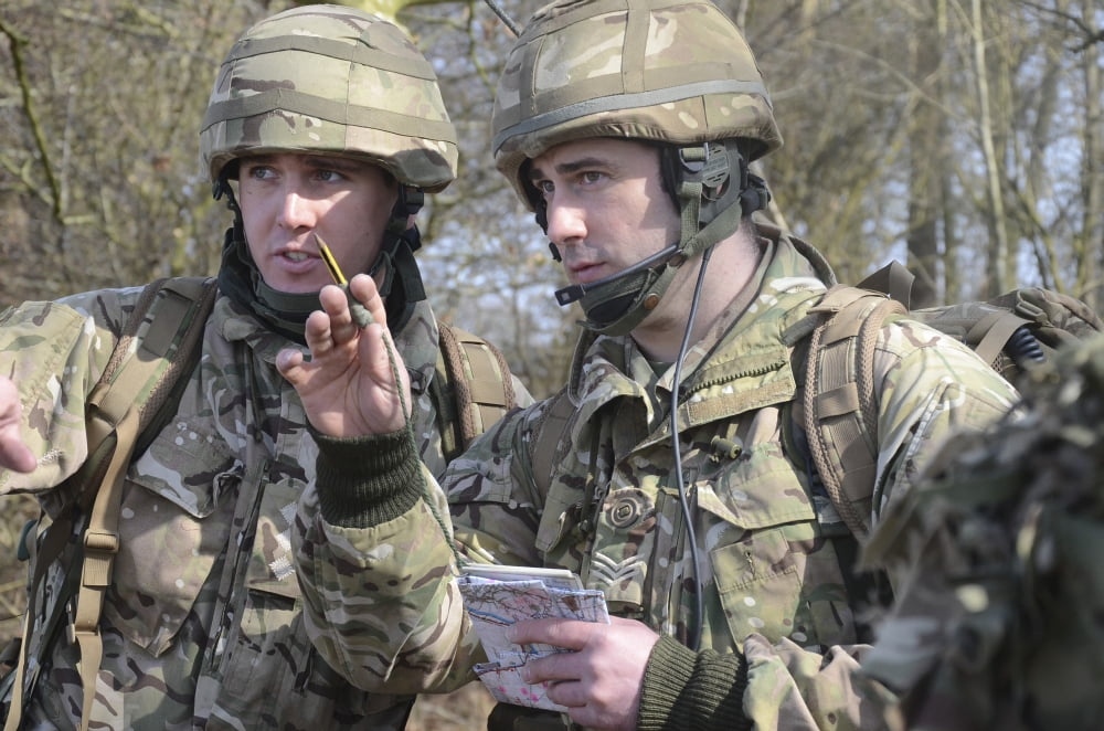 British Armed Forces fire control group planning a firing plan Canvas Art - Andrew ChittockStocktrek Images (34 x 23)