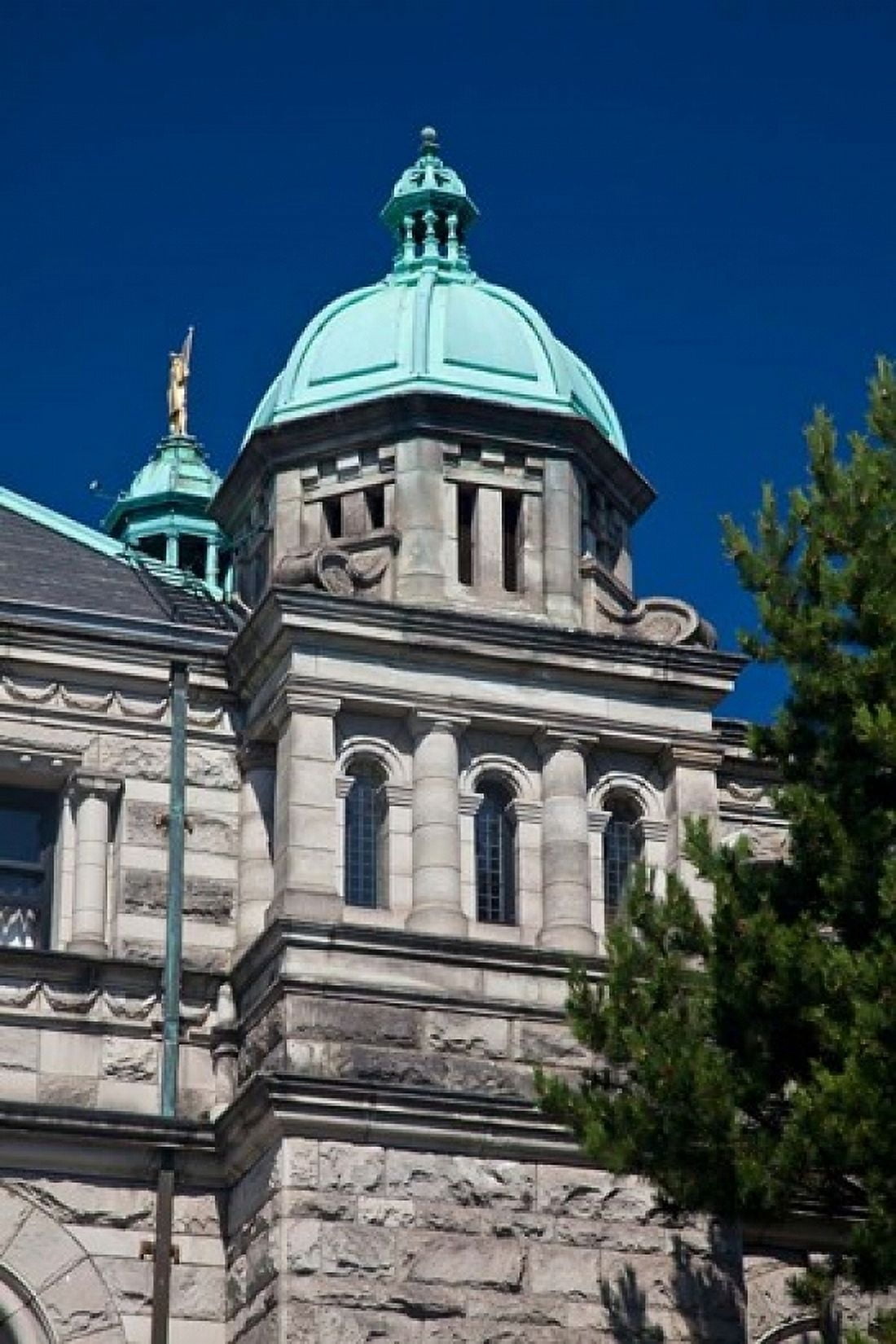 British Columbia Victoria Close Up of Parliament Building Canvas Art - Terry Eggers DanitaDelimont (24 x 36)
