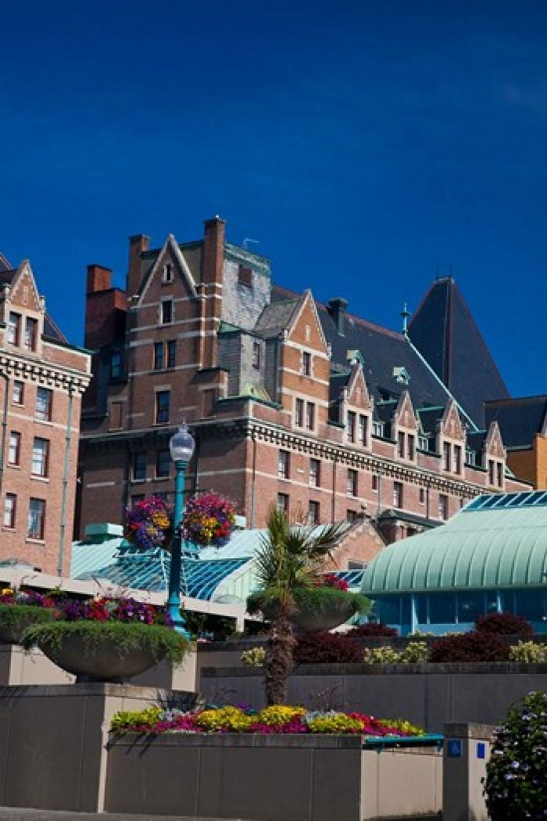 British Columbia Victoria Historic Empress Hotel Canvas Art - Terry Eggers DanitaDelimont (19 x 29)