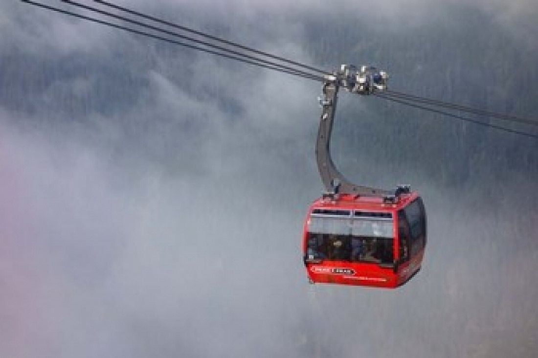 British Columbia Whistler Skiing Gondola Canvas Art - Matt Freedman DanitaDelimont (36 x 24)