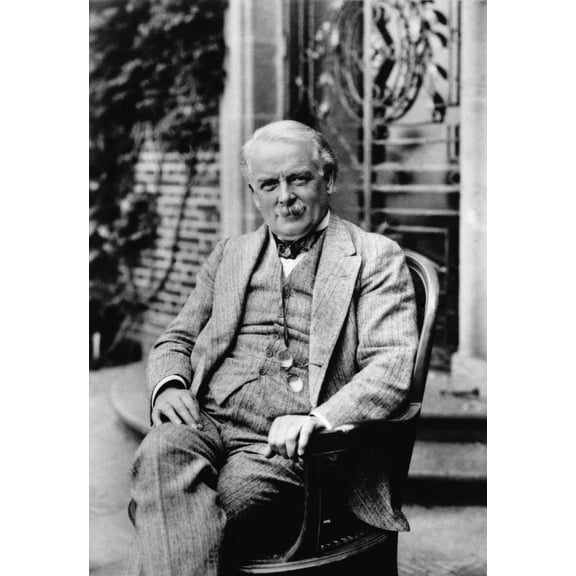 British Liberal Prime Minister David Lloyd George History (24 x 36)