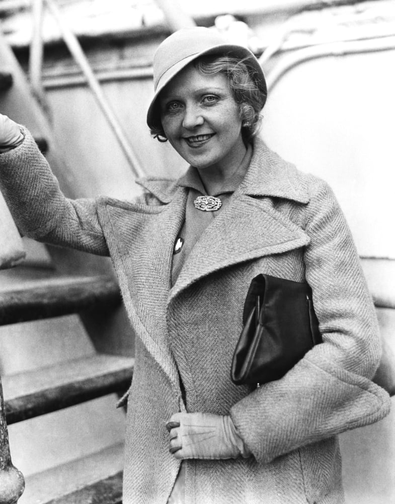 British Stage And Screen Star Betty Balfour Canvas Art - (16 x 20)