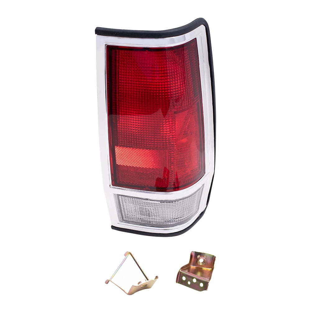 Brock Replacement Passengers Taillight Tail Lamp with Chrome Trim