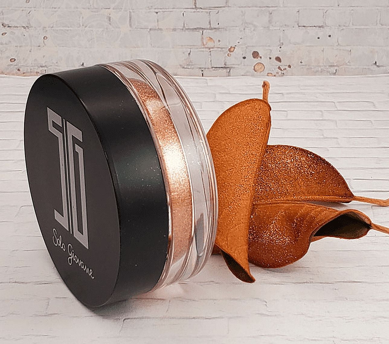 Bronze Shine Bright Highlighting Powder