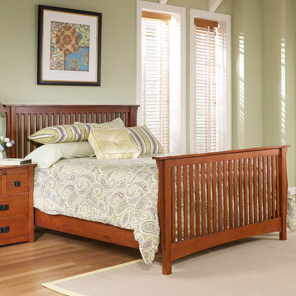 Brook Hollow Queen Bed With Headboard and Footboard