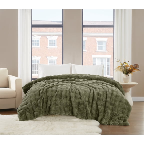 Brooklyn Loom Bubble Faux Fur 100% Microfiber Polyester King Blanket in Green, All Season, Adult Size, OEKO-TEX Certified