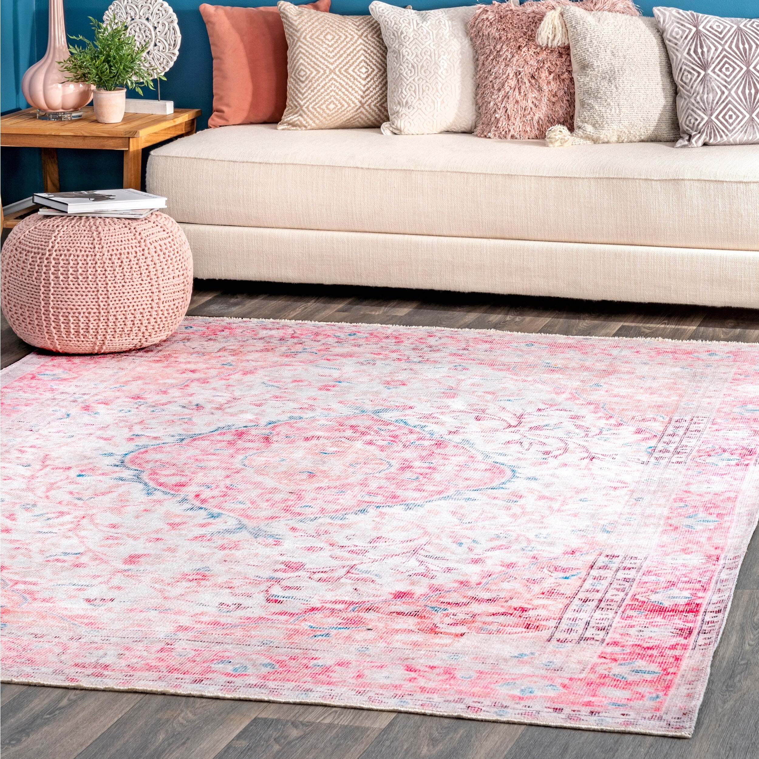 Brooklyn Rug Co  Vintage Faded Dariana Ornamental Bloom Border Area Rug 6' 7" x 9' 7' x 9'