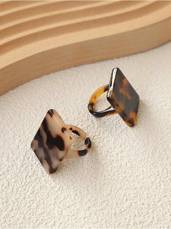 Brown Acrylic Tortoise Shell Pattern Wide Face Vintage Square Ring Set Of 2