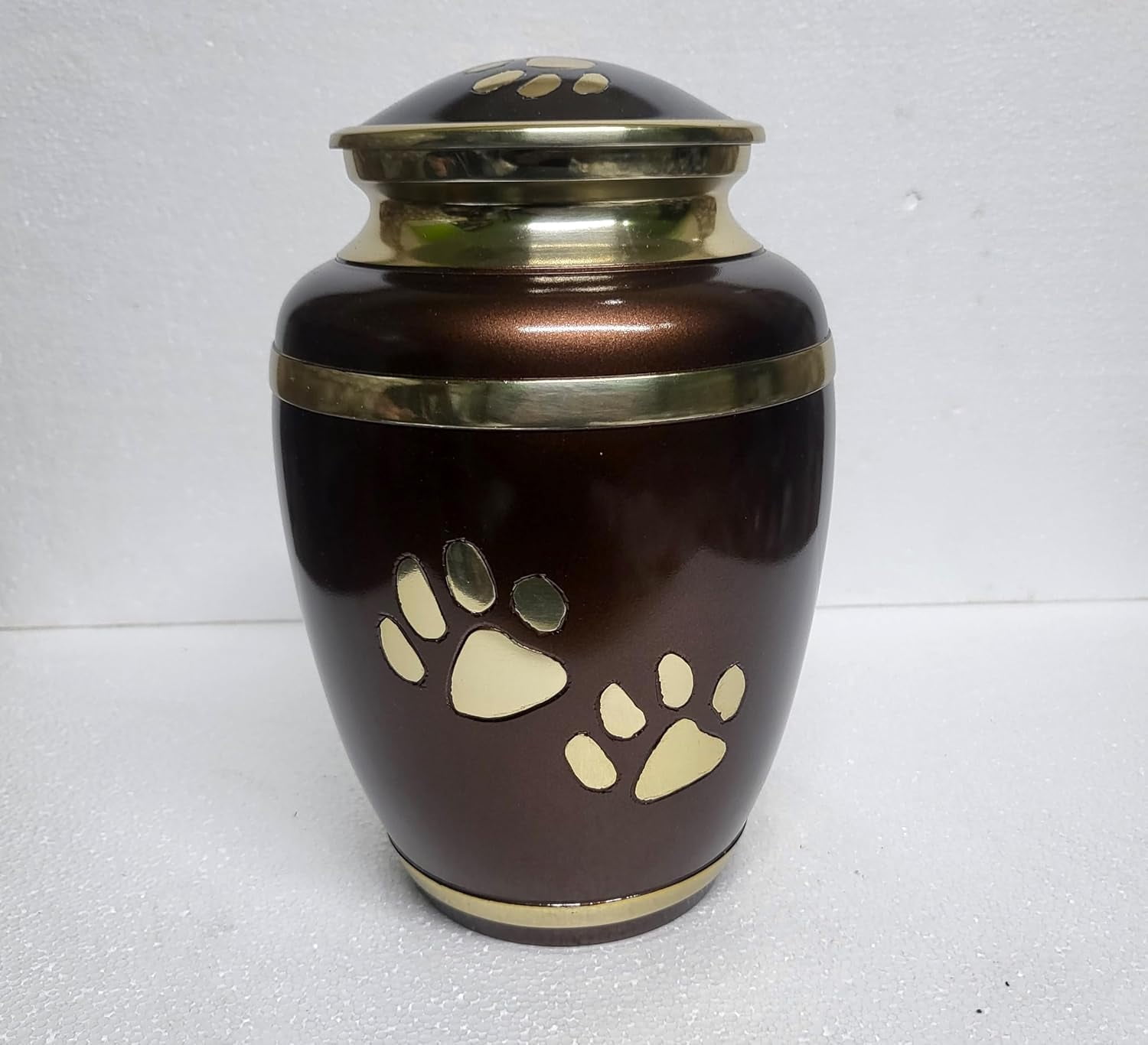 Brown Elegant Pet Keepsake Cremation Urn – 8-Inch Memorial Urn with Velvet Bag for Cherished Remembrance