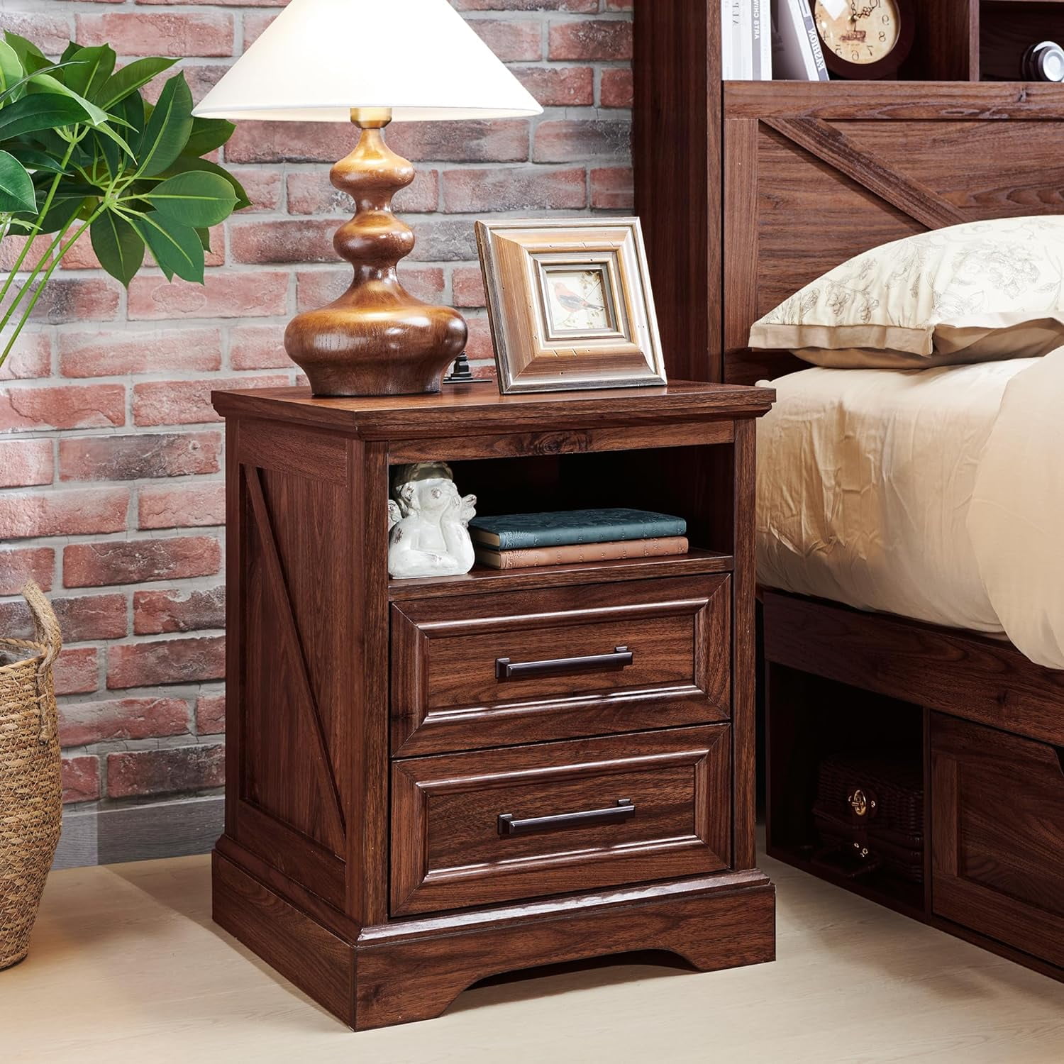 Brown Farmhouse Nightstand 18", AINUO Bedside Cabinet with Charging ...