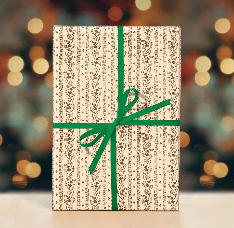 Brown Floral Wrapping Paper Roll, Vintage Christmas Flowers, Flowers, Holiday Gift Wrap Sheets, Western Wavy Stripe Flower Pattern, Festive Paper for Christmas Gifts 58x23in