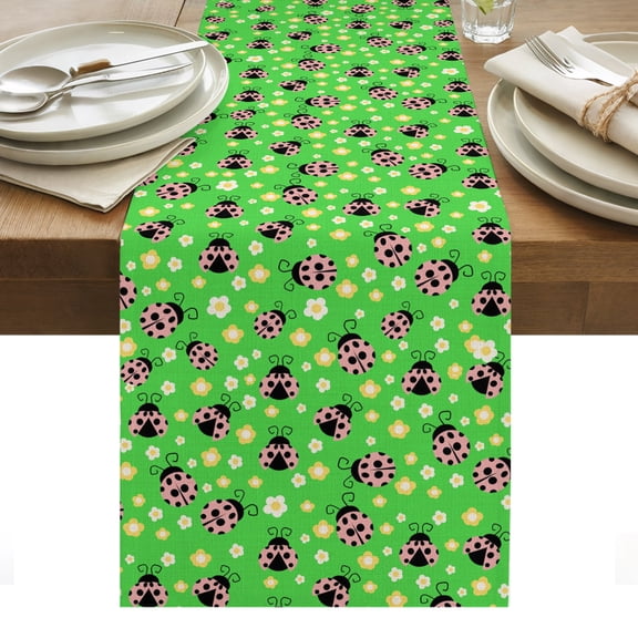 Brown Ladybugs Table Runner Farmhouse Country Animals Textured Green Tablerunners 13 x 36 Inch, Table Decorations Tabletop Scarf for Summer Gathering Holiday Farmhouse Kitchen Dining Decor