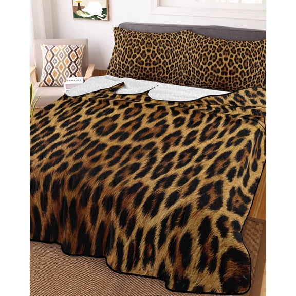 Brown Leopard Print King Size Down Alternative Comforter, Lightweight Comforter Quilt Bedding Set with Pillow Shams Classic Abstract Animal Patterned All Seasons Bed Comforter Duvet Insert 96"x106"