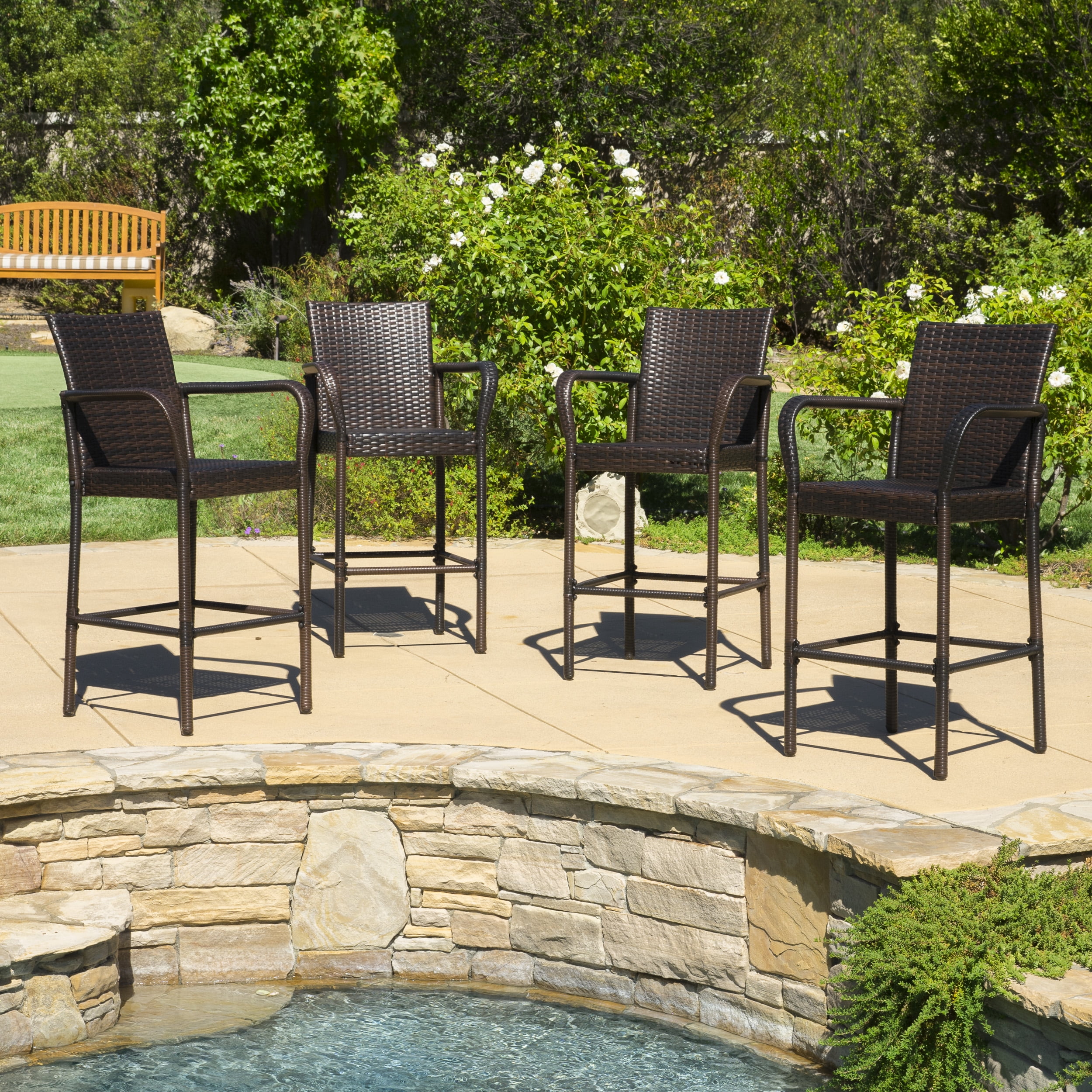 Brown Outdoor Wicker Bar Stool Set (Set of 4) - Walmart.com