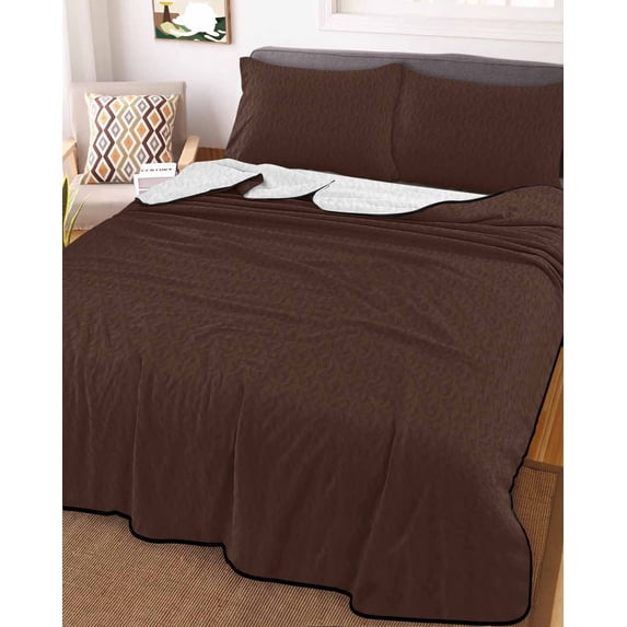 Brown Pure Color Queen Size Down Alternative Comforter, Lightweight Comforter Quilt Bedding Set with Pillow Shams Aesthetics Contemporary Luxury All Seasons Bed Comforter Duvet Insert 90"x96"