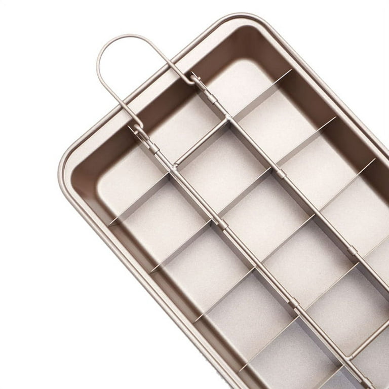 BakeSplit: Pan Divider That Lets You Cook Two Separate Meals With 1 Pan