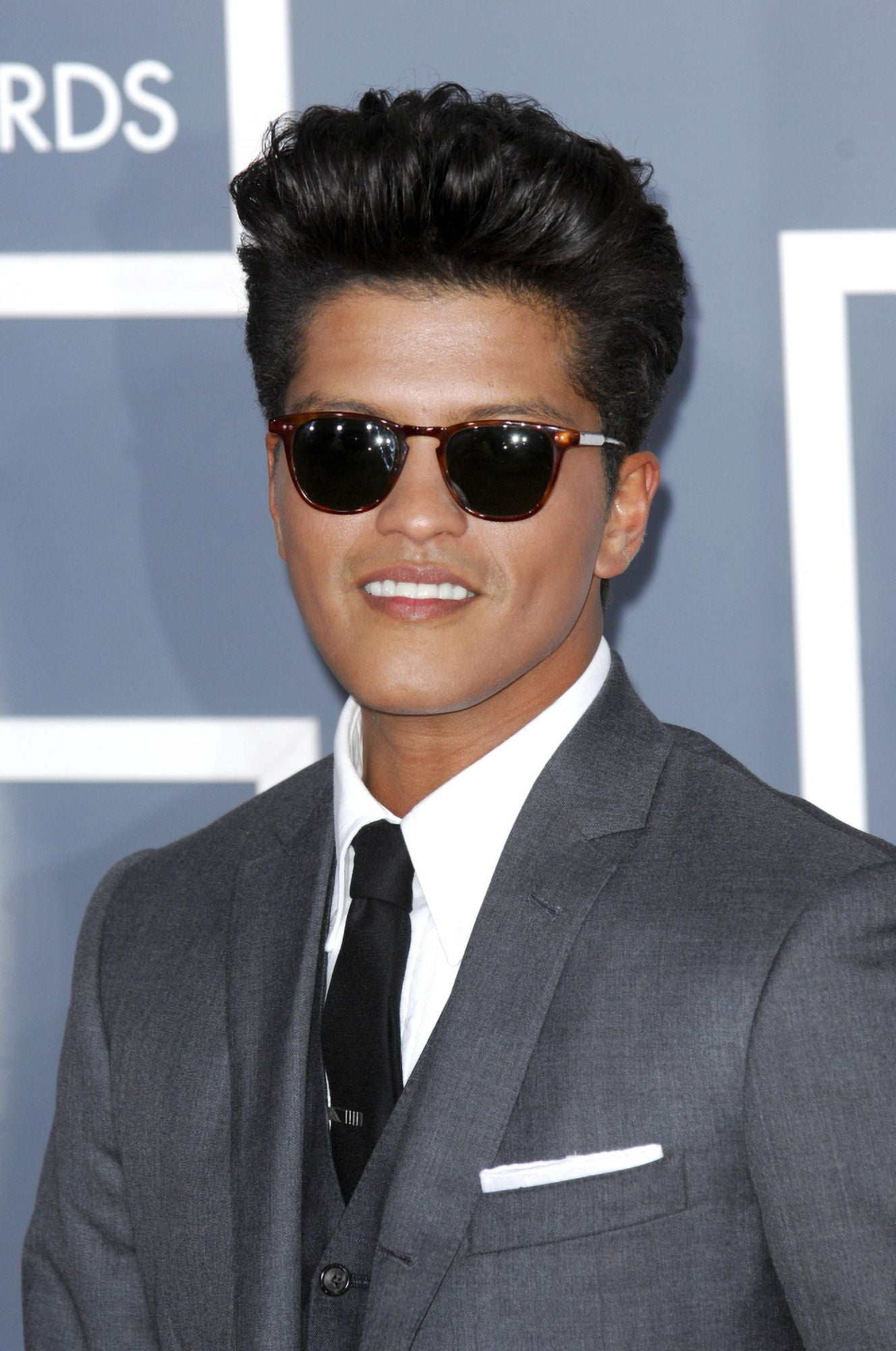 Bruno Mars At Arrivals For The 54Th Annual Grammy Awards - Arrivals Canvas Art - (16 x 20)