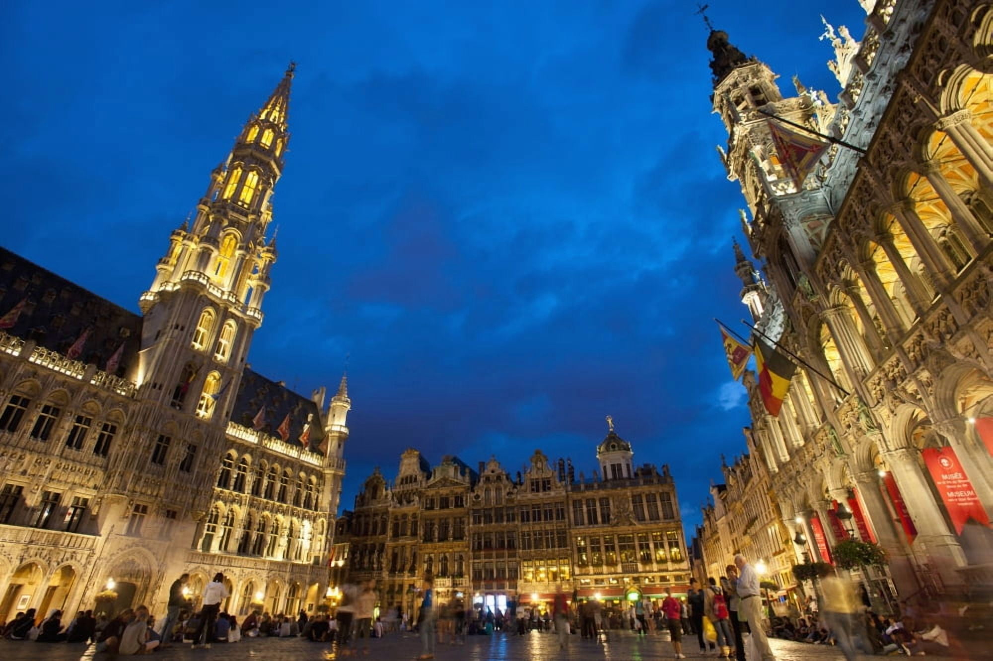 Brussels Belgium Canvas Art - Ian Cumming Design Pics (38 x 24)