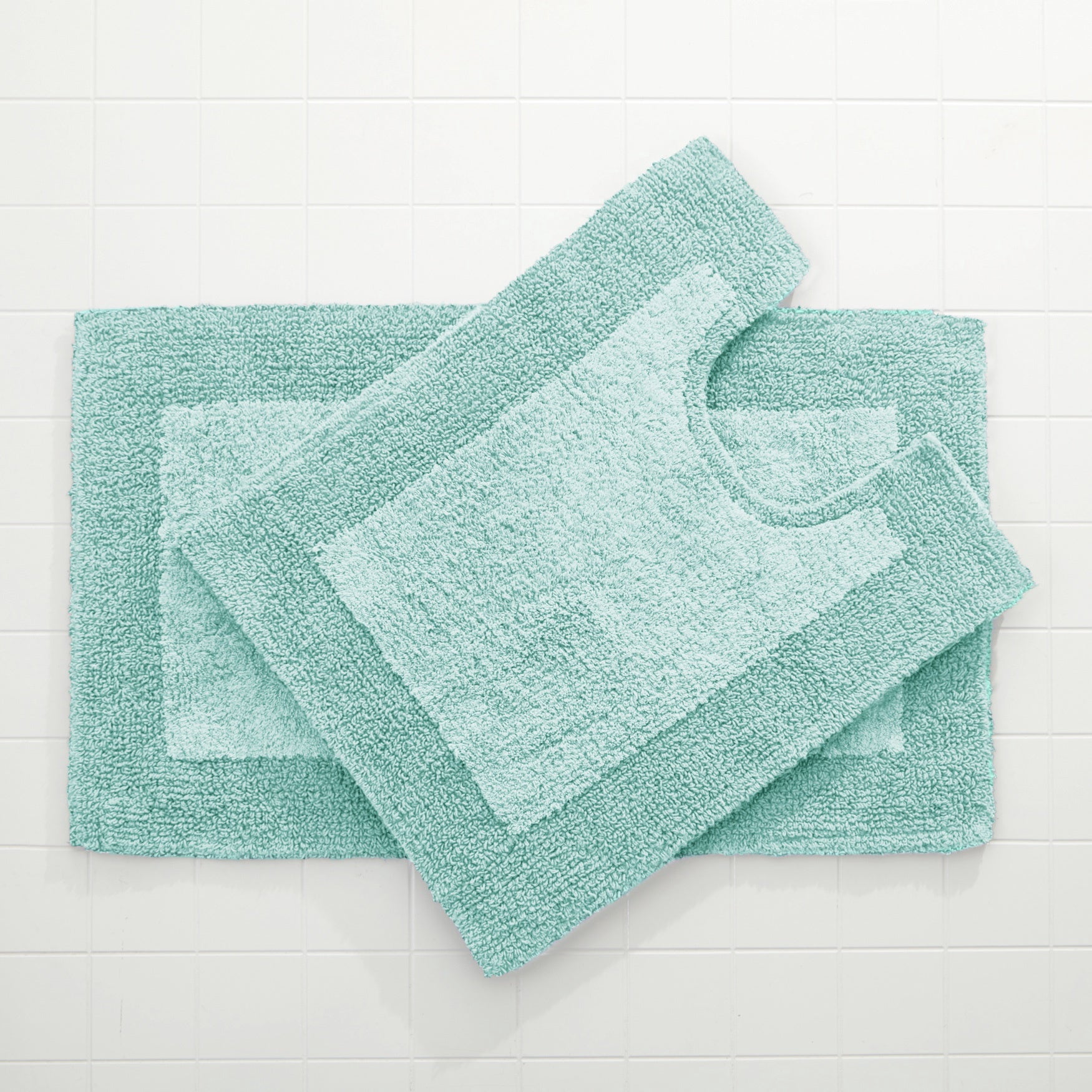 BrylaneHome BH Studio 2 Piece Reversible Bath Rug Set