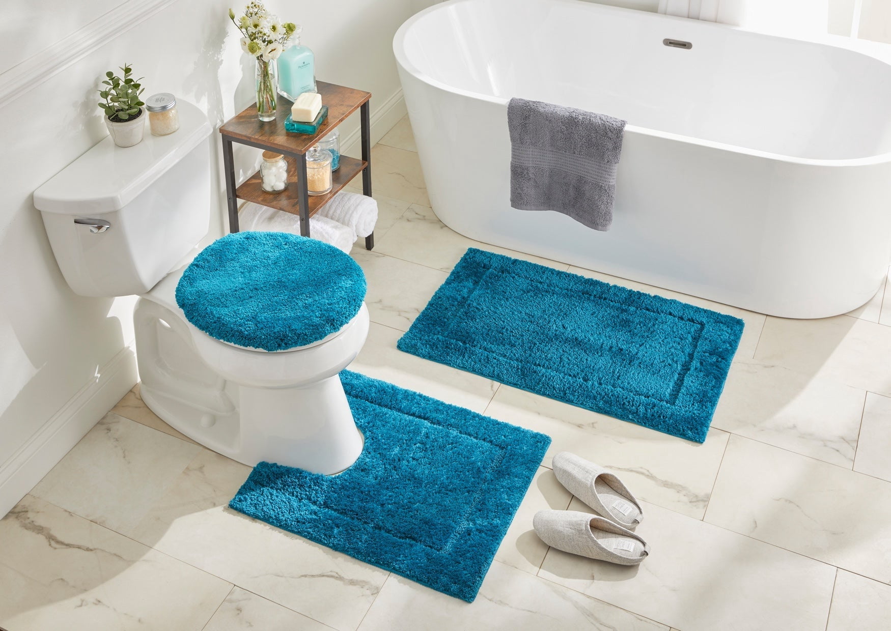 BrylaneHome BH Studio Luxe Bath Rugs