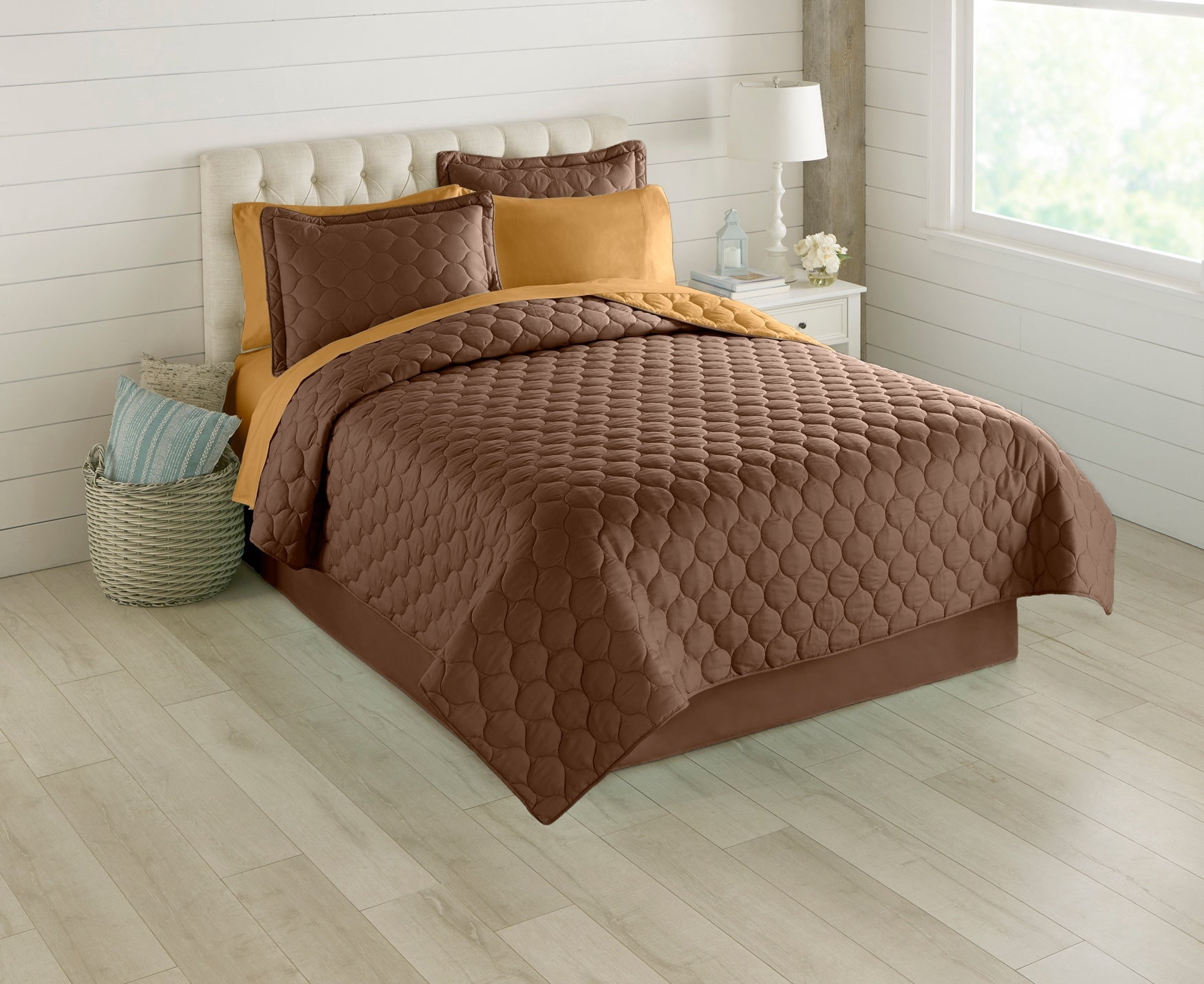 BrylaneHome BH Studio Reversible Quilt