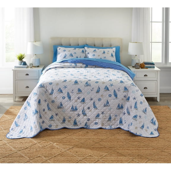 BrylaneHome BH Studio Scalloped Hem Bedspread