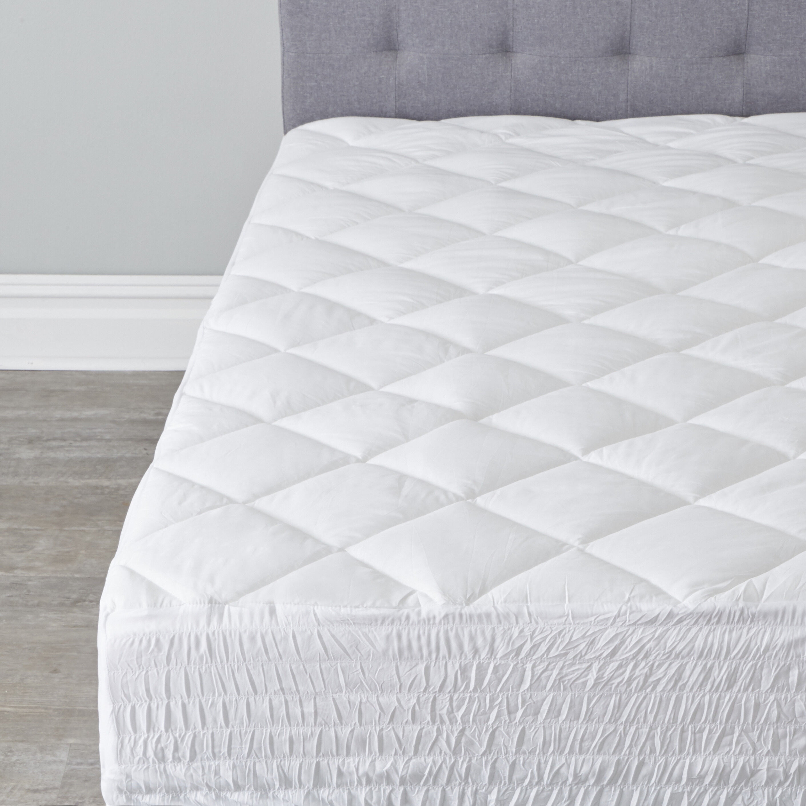 White Twin Diamond Quilted Mattress Pad with Cotton Top